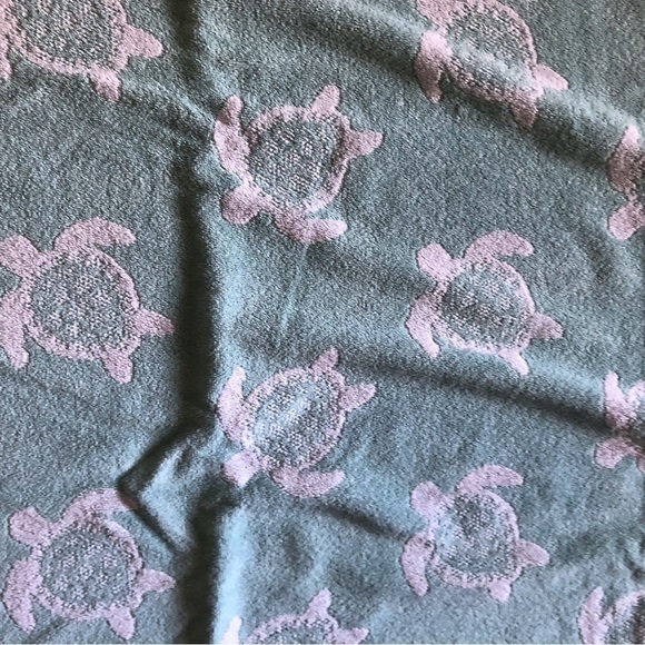 Casey Key sea turtle towel 100% cotton - Picture 2 of 6